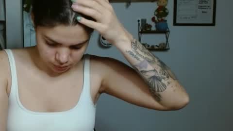 Karoll online show from October 27, 2025, 1:31 am