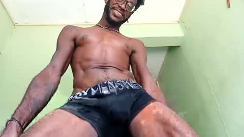 Snapshot of korn4lyfe chatting on February 2, 2025, 3:07 pm Prince makonnen online show from February 2, 2025, 3:07 pm