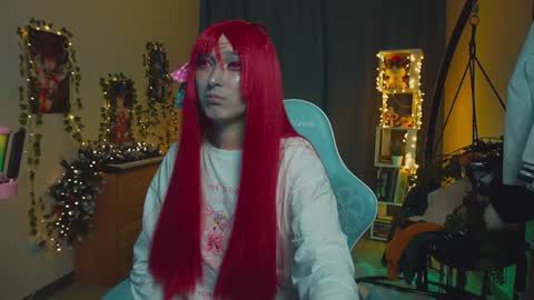 koshkasenpai online show from January 7, 2025, 3:14 am