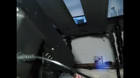 kotek400 online show from January 28, 2025, 7:00 pm