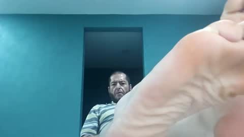 Snapshot of koto420 chatting on December 11, 2024, 2:30 am Koto Bombon online show from December 11, 2024, 2:30 am