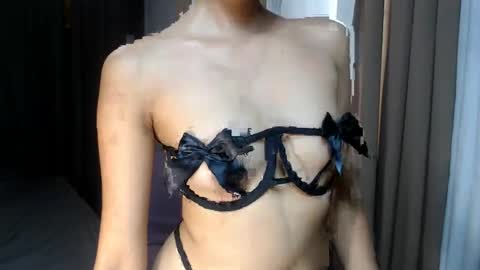 kourtneyluv online show from January 21, 2025, 5:38 am