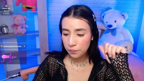 Elizabeth online show from October 9, 2025, 7:56 pm