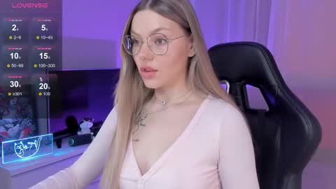 Jess online show from October 17, 2025, 5:15 pm