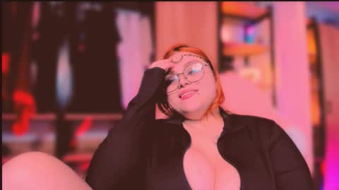 Khloe online show from March 5, 2026, 8:32 am