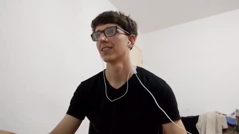 Facu online show from January 1, 2025, 6:59 pm