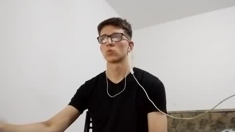 Facu online show from January 10, 2025, 1:10 am