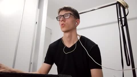 Facu online show from January 18, 2026, 9:29 pm