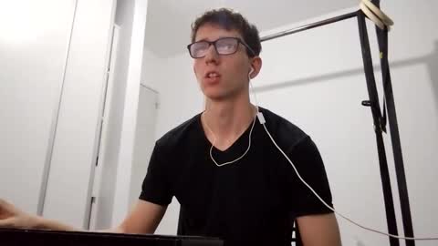 Facu online show from February 4, 2026, 12:33 pm