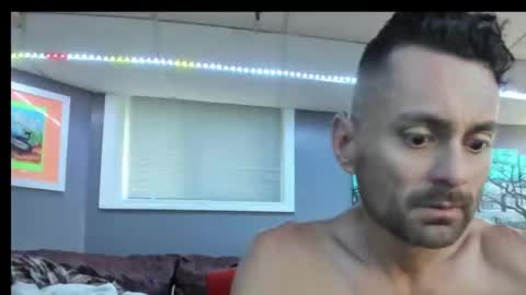 kr2k20005 online show from September 21, 2025, 12:40 pm