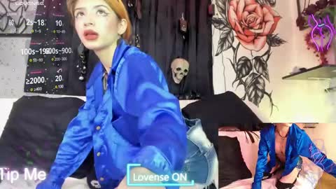 kratos_and_afrodita online show from March 6, 2025, 3:24 am