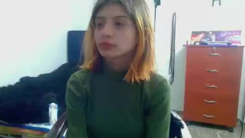 kratos_and_afrodita online show from September 25, 2025, 10:02 pm