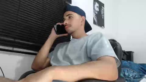 kratoswolf online show from December 14, 2025, 7:58 am