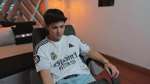 Kraven online show from September 19, 2025, 3:08 am