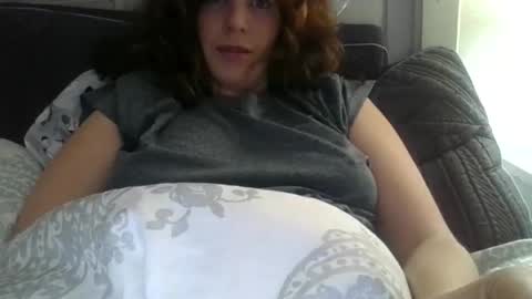 Snapshot of krazyred1027 chatting on February 20, 2026, 6:10 am krazyred1027 online show from February 20, 2026, 6:10 am