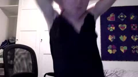 Snapshot of kreolsk34 chatting on October 20, 2025, 5:02 pm kreolsk34 online show from October 20, 2025, 5:02 pm