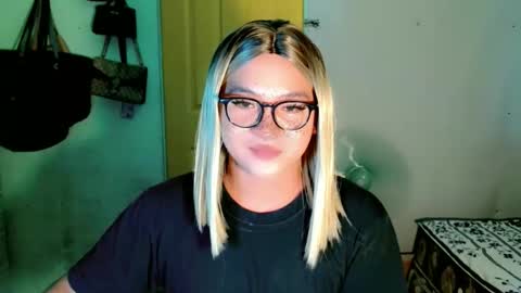 krezikeed online show from May 5, 2026, 2:36 pm