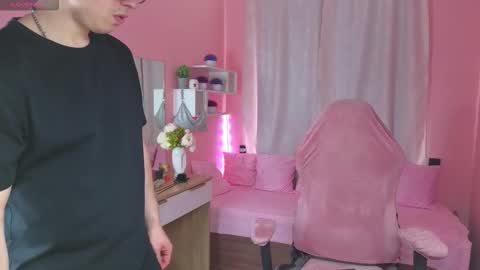 Snapshot of kris_braun chatting on March 5, 2026, 5:25 am kris_braun online show from March 5, 2026, 5:25 am