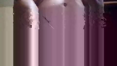 kriscalles260328 online show from October 23, 2025, 10:47 am