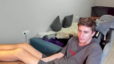 Snapshot of krishort chatting on February 27, 2025, 9:47 pm krishort online show from February 27, 2025, 9:47 pm