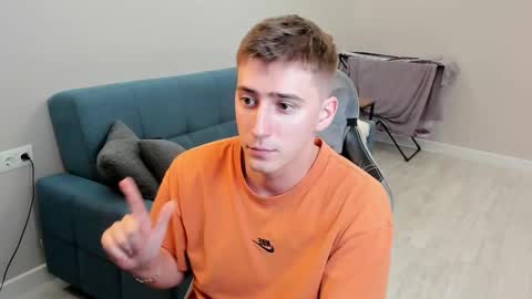 Snapshot of krishort chatting on March 3, 2025, 2:37 pm krishort online show from March 3, 2025, 2:37 pm