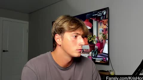 Snapshot of krishort chatting on December 5, 2025, 6:11 am krishort online show from December 5, 2025, 6:11 am