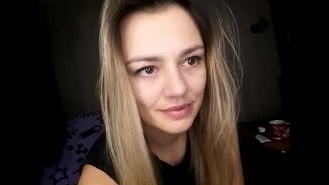 Snapshot of krisssexi chatting on January 9, 2025, 2:29 pm KrissSexi online show from January 9, 2025, 2:29 pm