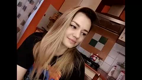 Snapshot of krisssexi chatting on January 15, 2025, 6:43 am KrissSexi online show from January 15, 2025, 6:43 am