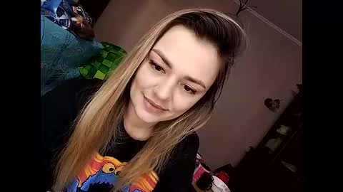 Snapshot of krisssexi chatting on January 15, 2025, 12:04 pm KrissSexi online show from January 15, 2025, 12:04 pm