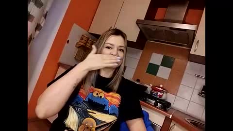 Snapshot of krisssexi chatting on February 1, 2025, 4:46 am KrissSexi online show from February 1, 2025, 4:46 am