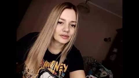 Snapshot of krisssexi chatting on February 6, 2025, 5:14 am KrissSexi online show from February 6, 2025, 5:14 am