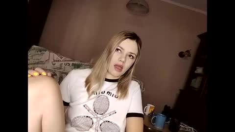 Snapshot of krisssexi chatting on February 11, 2025, 4:55 am KrissSexi online show from February 11, 2025, 4:55 am