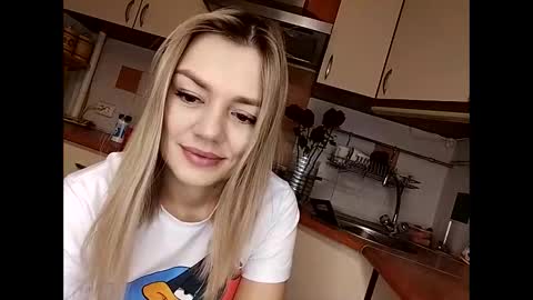 Snapshot of krisssexi chatting on February 16, 2025, 12:41 am KrissSexi online show from February 16, 2025, 12:41 am