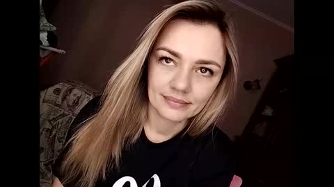 Snapshot of krisssexi chatting on March 6, 2025, 5:24 am KrissSexi online show from March 6, 2025, 5:24 am