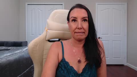Krissy online show from February 2, 2025, 4:32 pm