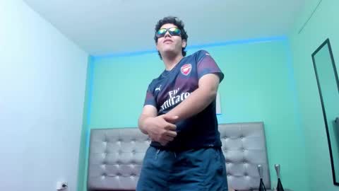 krist_palma online show from February 17, 2025, 7:10 pm