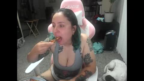 Krista online show from October 17, 2025, 3:42 am