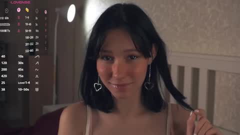Snapshot of kristanalosa chatting on October 10, 2025, 8:19 pm Emma online show from October 10, 2025, 8:19 pm