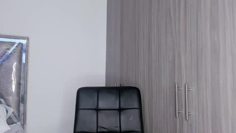 Snapshot of kristen_dollts chatting on November 17, 2025, 1:55 am kristen_dollts online show from November 17, 2025, 1:55 am