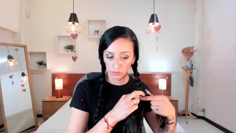 Sophia online show from February 21, 2025, 9:11 pm