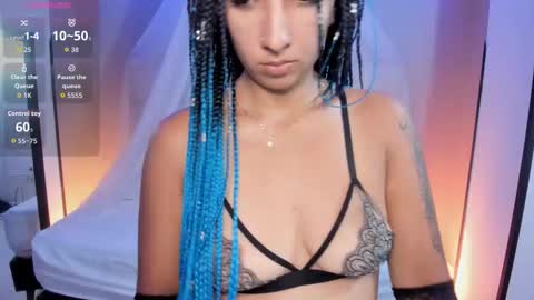 Kristen online show from September 9, 2025, 11:54 am