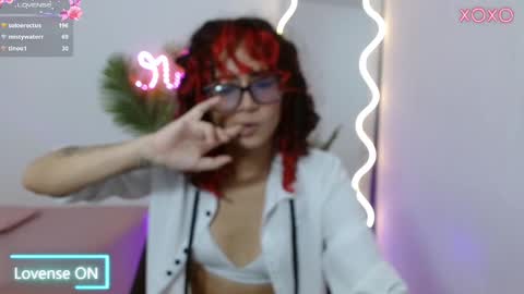 kristen_tay online show from March 3, 2025, 6:48 am