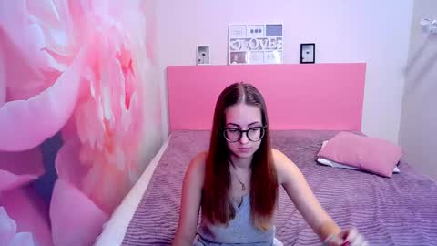 Kristina Adel online show from December 20, 2024, 11:32 am