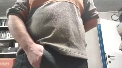 Snapshot of kristof1994 chatting on December 9, 2024, 10:11 am kristof1994 online show from December 9, 2024, 10:11 am