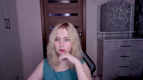 Snapshot of kristy_fran chatting on March 20, 2026, 6:29 am Kristy online show from March 20, 2026, 6:29 am
