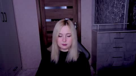 Snapshot of kristy_fran chatting on April 6, 2026, 7:26 pm Kristy online show from April 6, 2026, 7:26 pm
