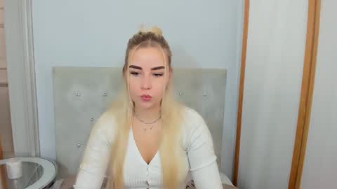 KristyFlowers online show from March 8, 2025, 6:10 am