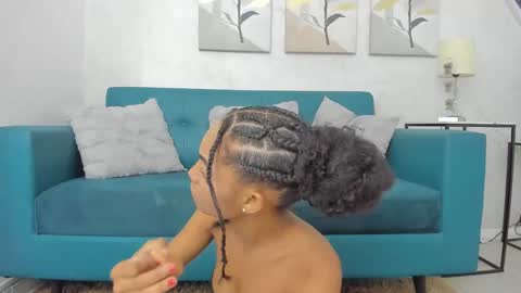 Cristina online show from October 8, 2025, 7:44 pm