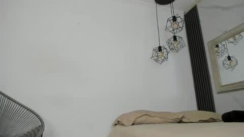 Snapshot of kristyl_paez chatting on June 4, 2026, 6:58 pm Cristina online show from June 4, 2026, 6:58 pm
