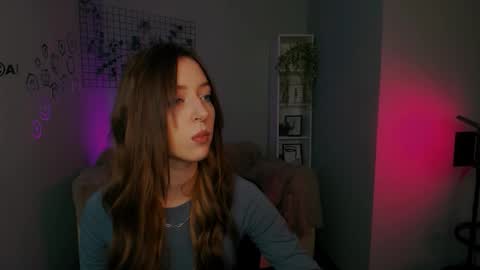 Snapshot of kristylovee chatting on October 4, 2025, 9:29 am Kristy online show from October 4, 2025, 9:29 am